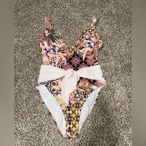 Mynah XS Pink Navy and Nude Floral Print One-Piece Swimsuit with White Waist Tie